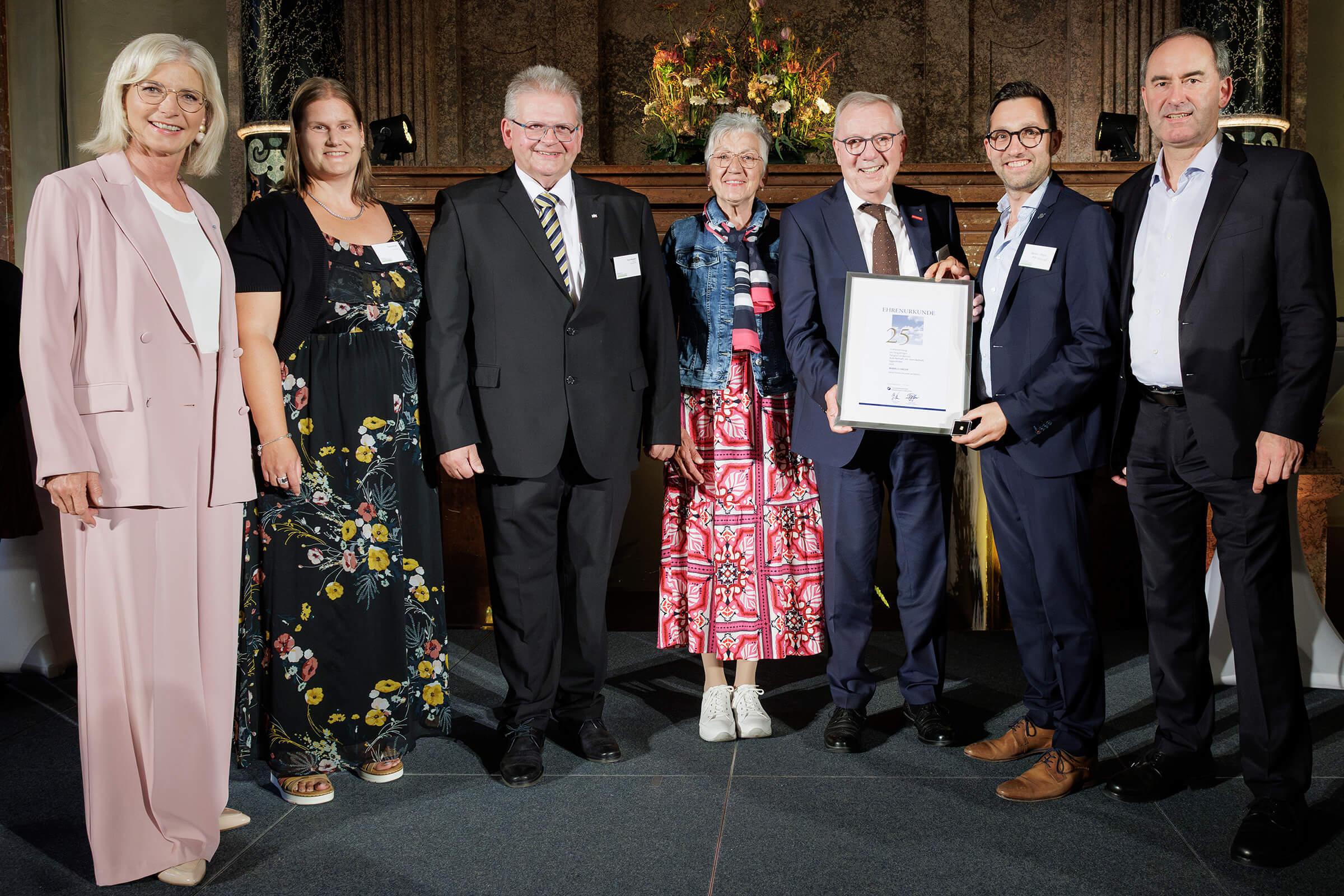 Auszeichnung 25-jähriges Betriebjubläum Hager Markus von Auto Nothaft Bild von Auszeichnung 25-jähriges Betriebjubläum Hager Markus von Auto Nothaft